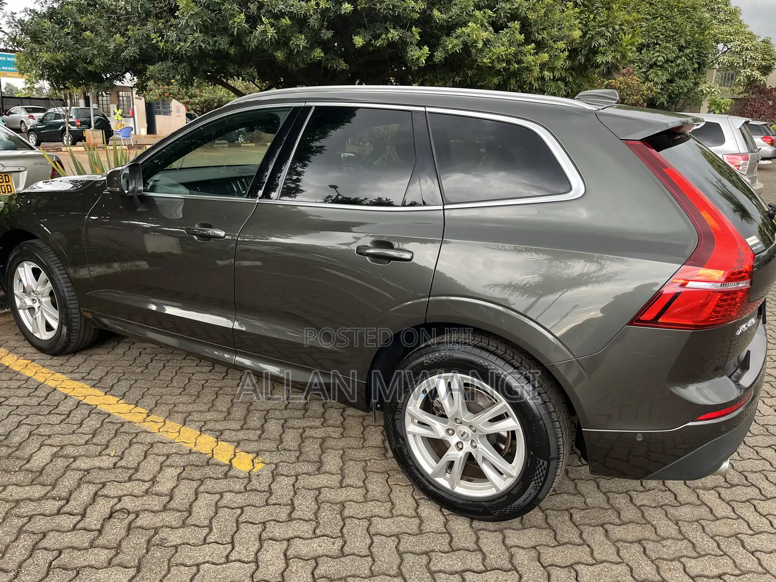 Volvo XC60 2018 Brown
