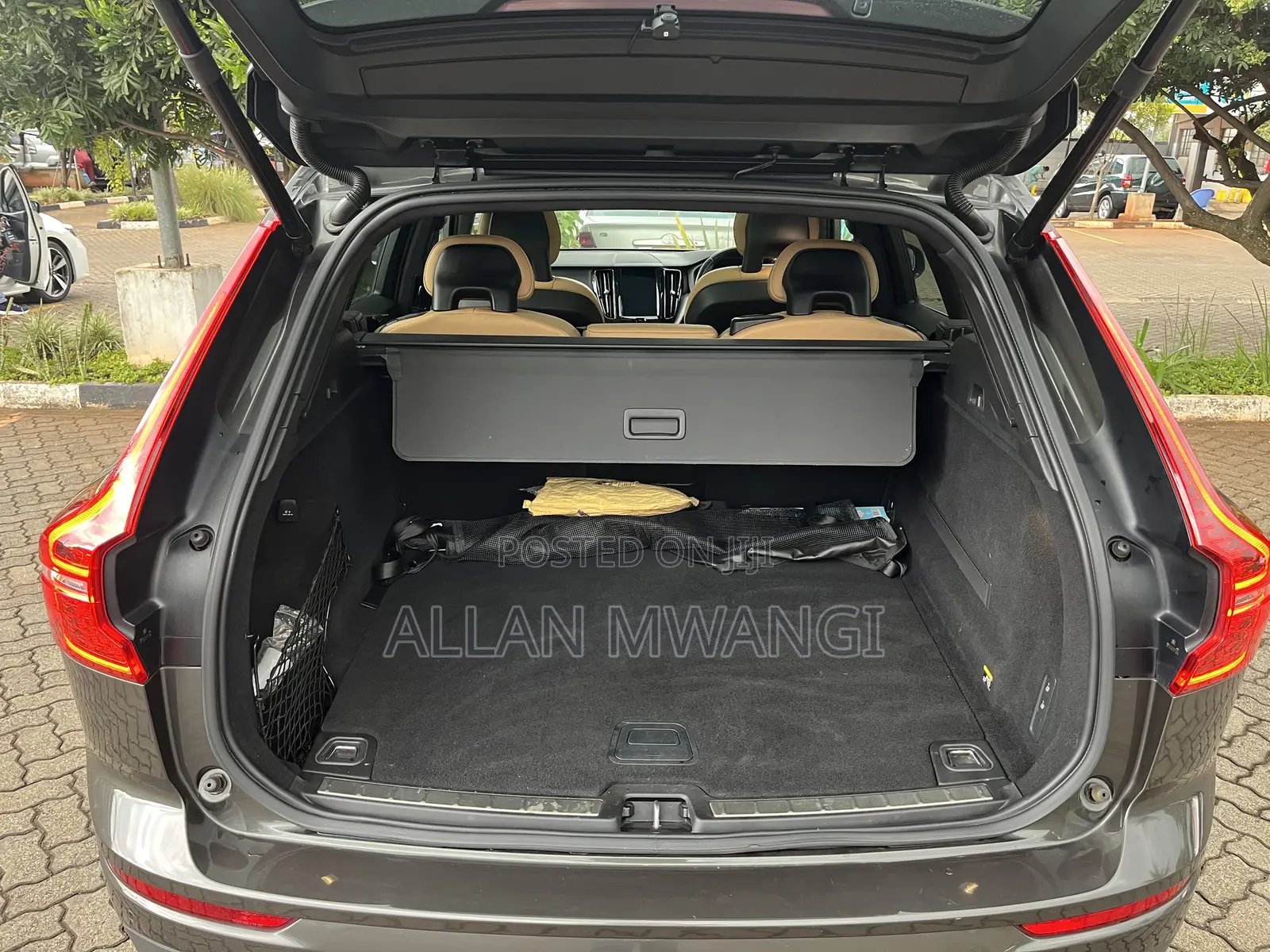 Volvo XC60 2018 Brown