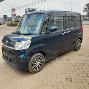 Daihatsu Tanto 2019 Blue