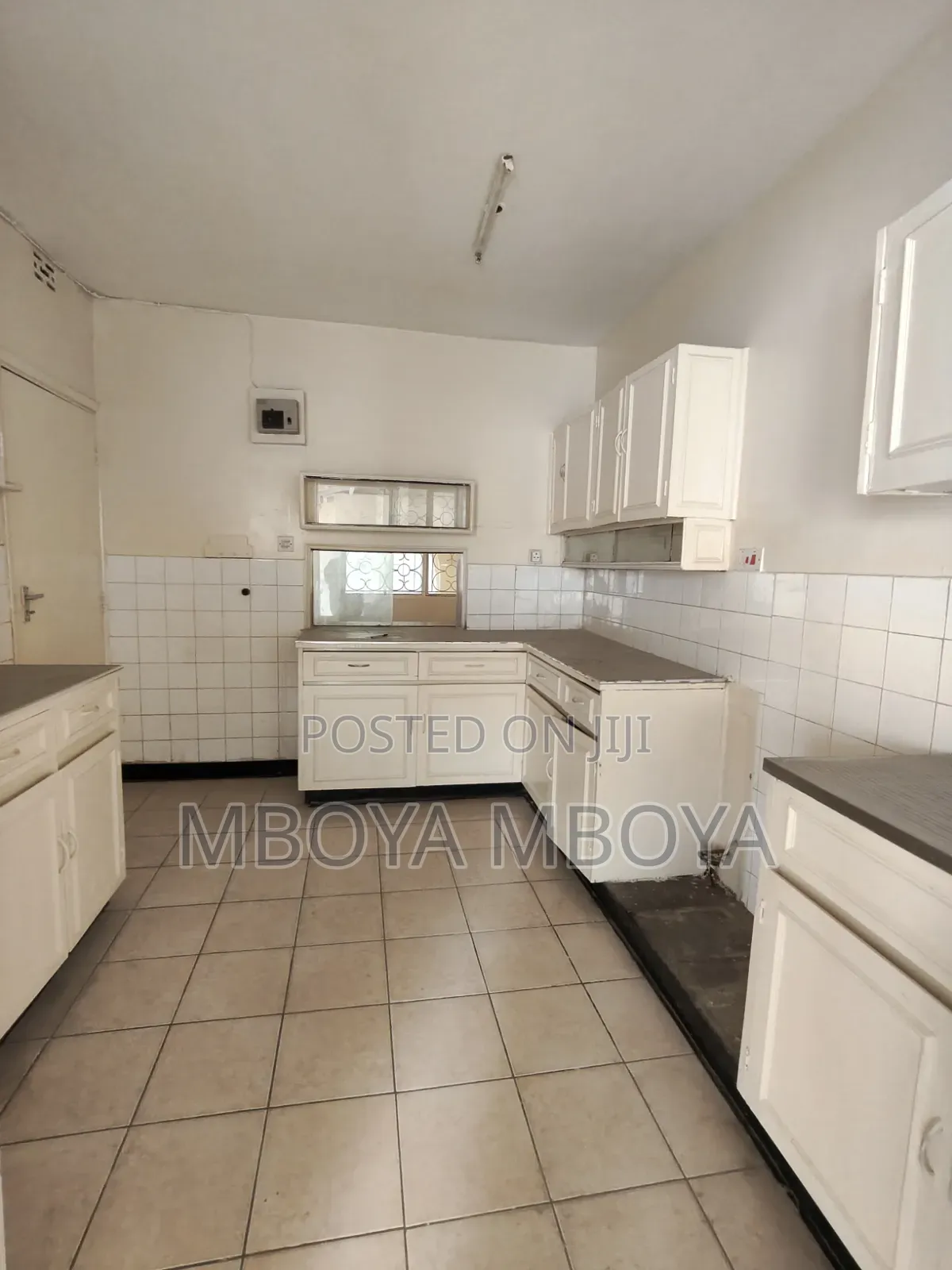 3bdrm Maisonette in Parklands for rent
