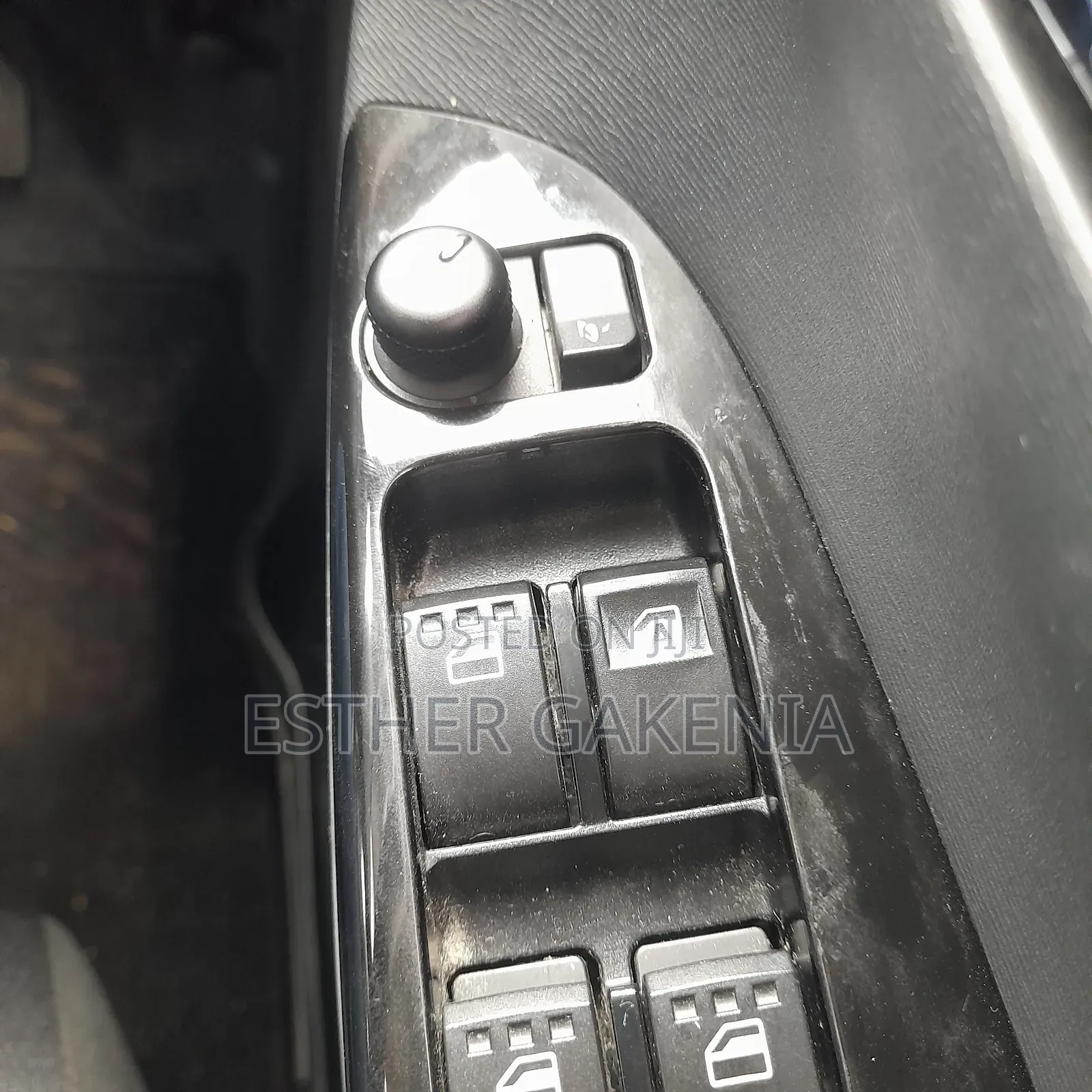 Daihatsu Tanto 2019 Blue