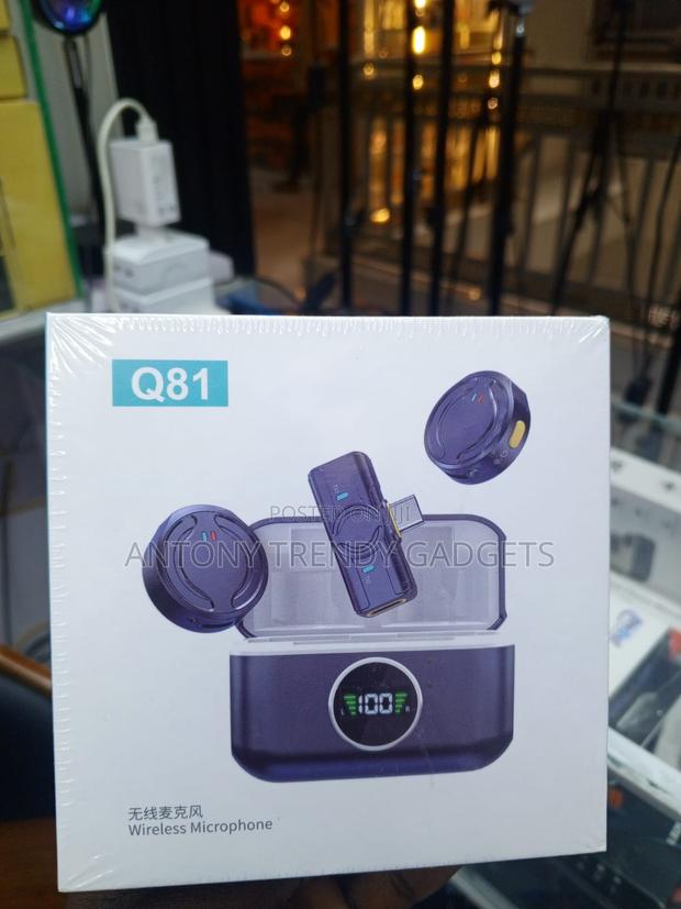 Q81 Wireless Lavalier Microphone With Charging Case