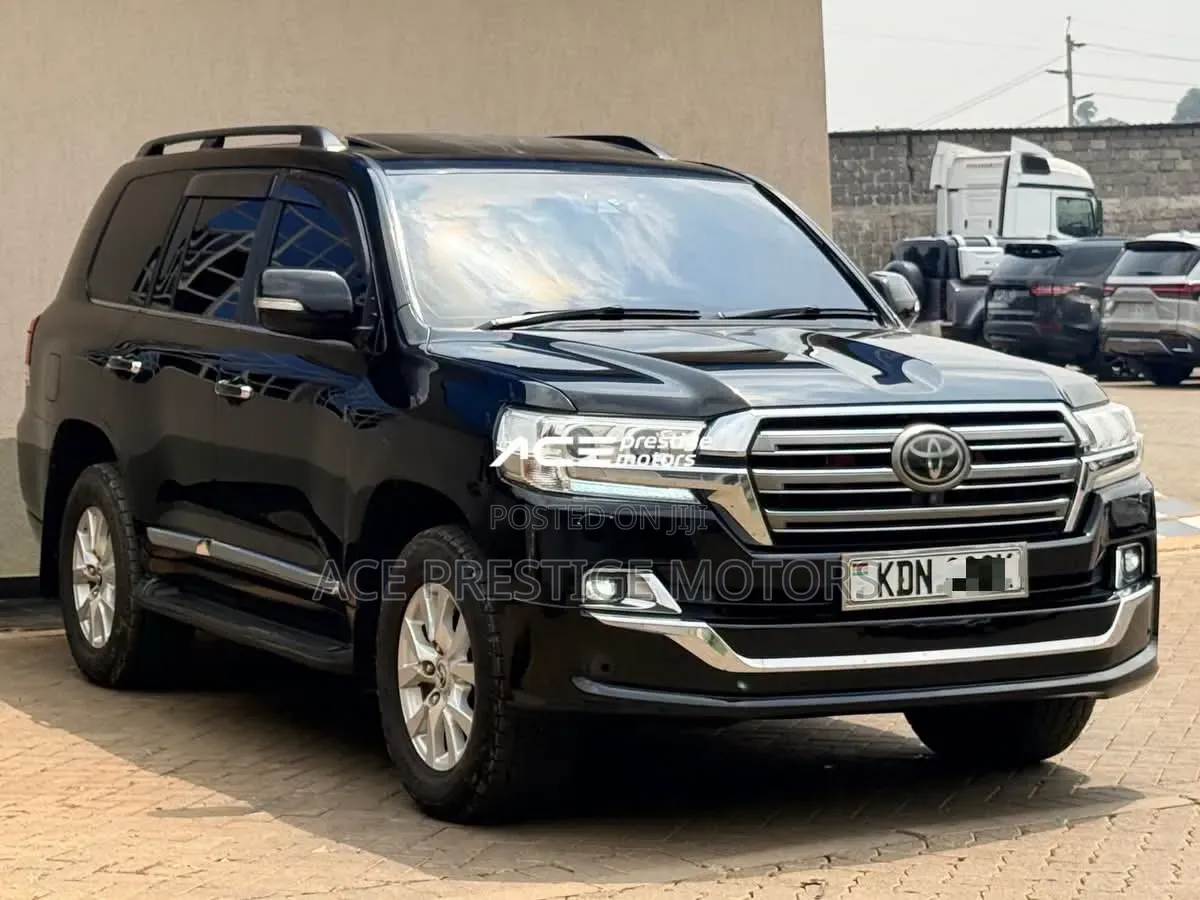 Toyota Land Cruiser 2017 Black