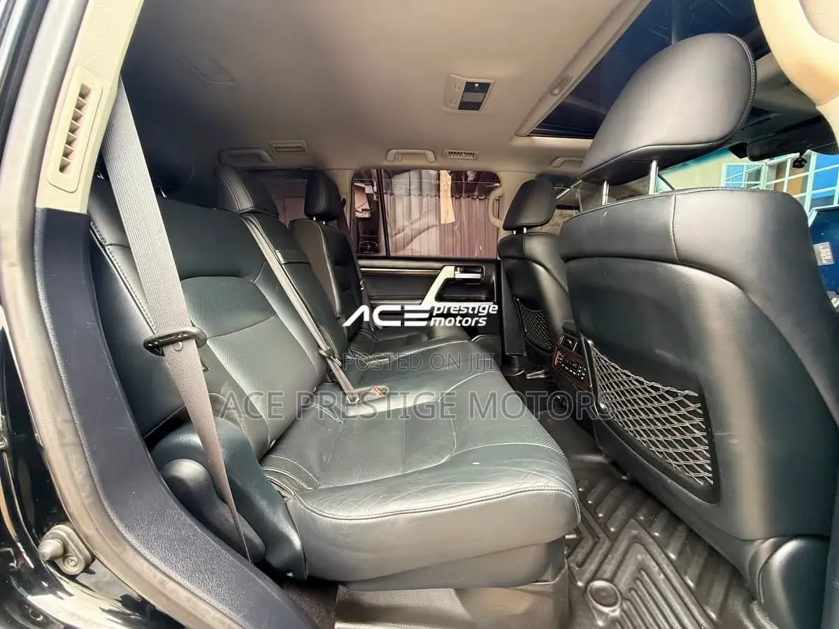 Toyota Land Cruiser 2017 Black