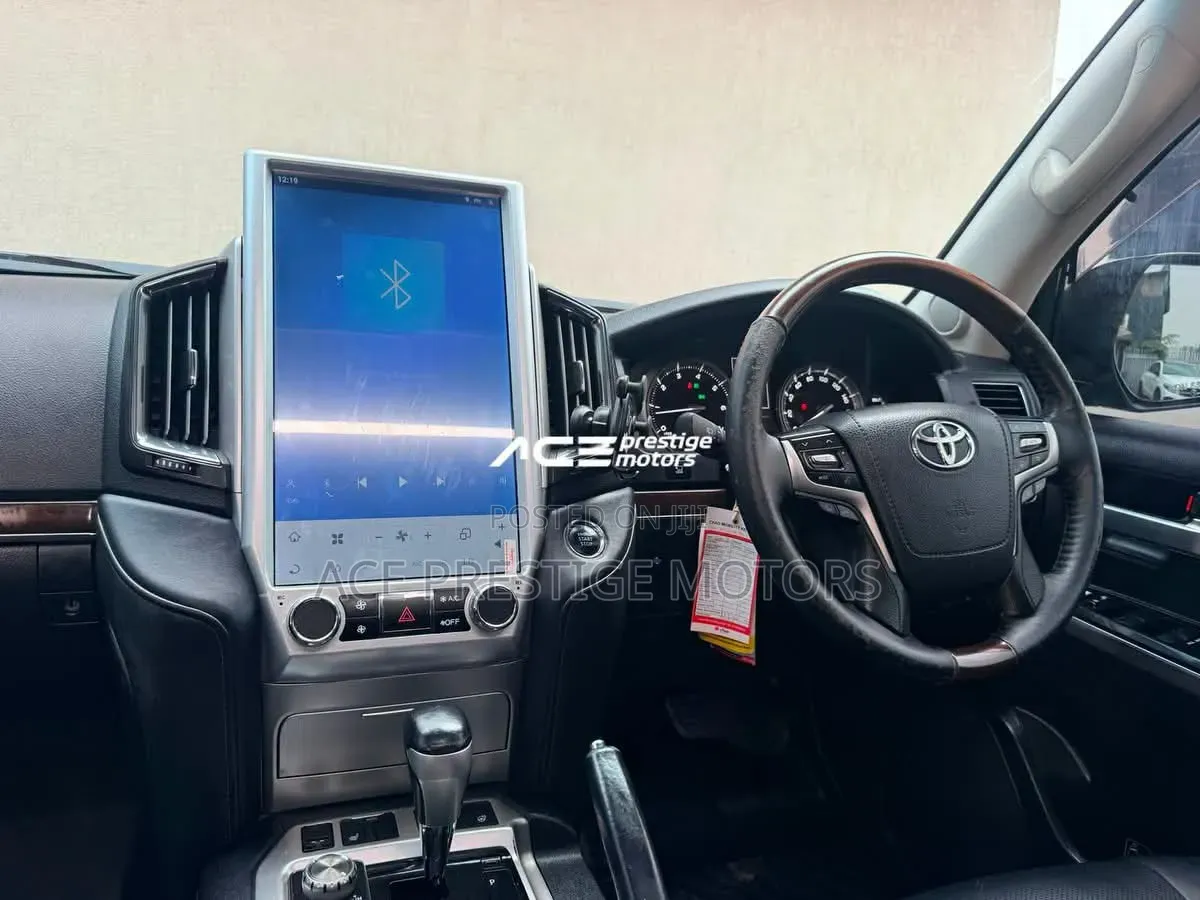 Toyota Land Cruiser 2017 Black