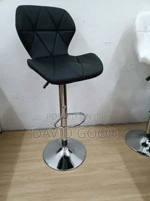 Round Bar Stools
