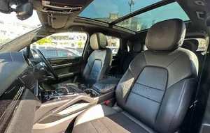Porsche Cayenne 2019 Blue