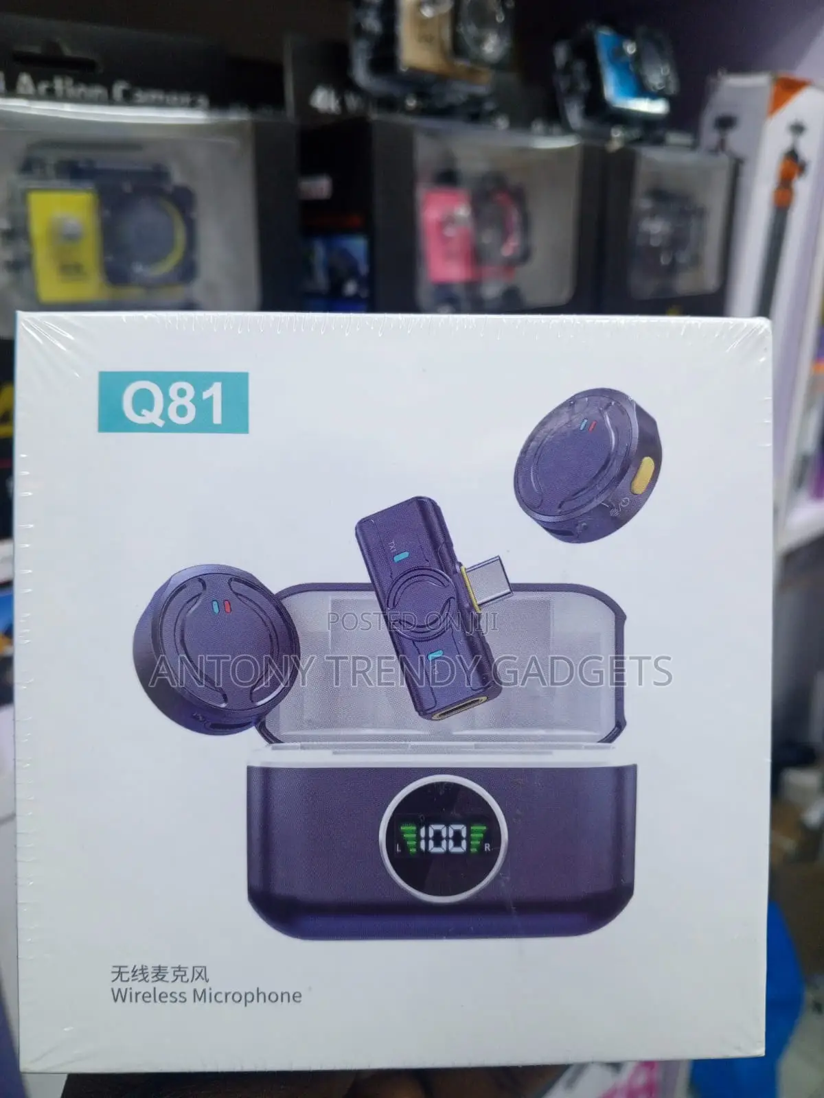 Q81 Noise Cancelling Wireless Microphone With LED Display