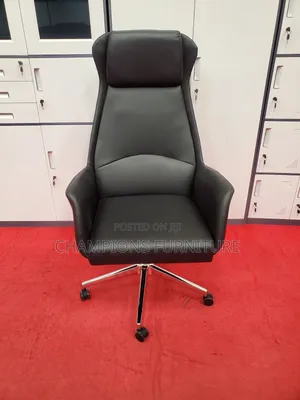 Executive High-Back Chair With Integrated Headrest
