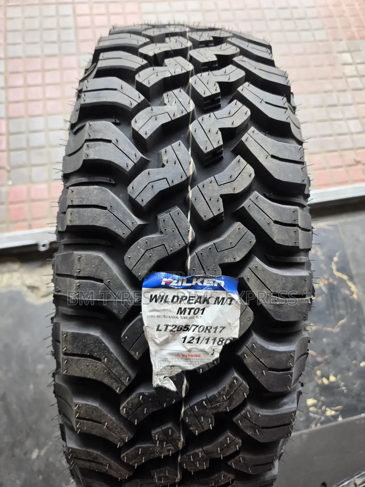 265 /70 R17 Falken (Mt) New Technology.