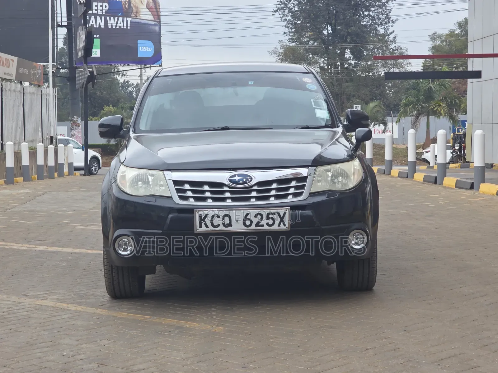 Subaru Forester 2010 Black