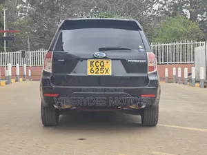 Subaru Forester 2010 Black