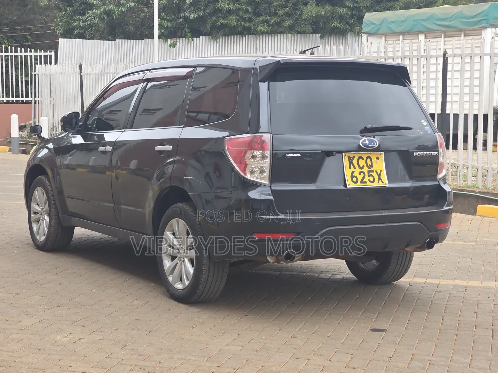 Subaru Forester 2010 Black