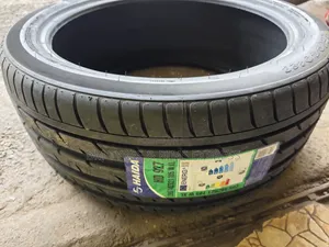 265 /40 R21 Haida Tires