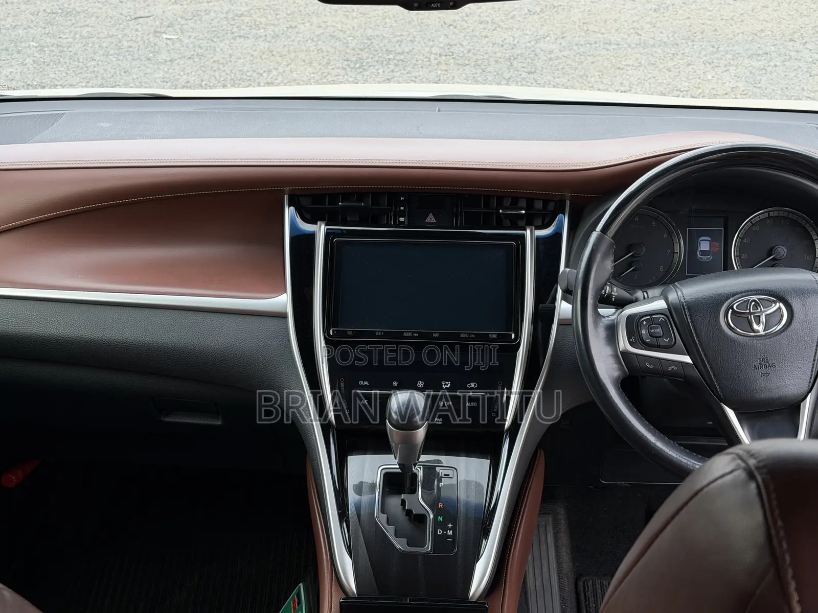 Toyota Harrier 2.0 2019 White