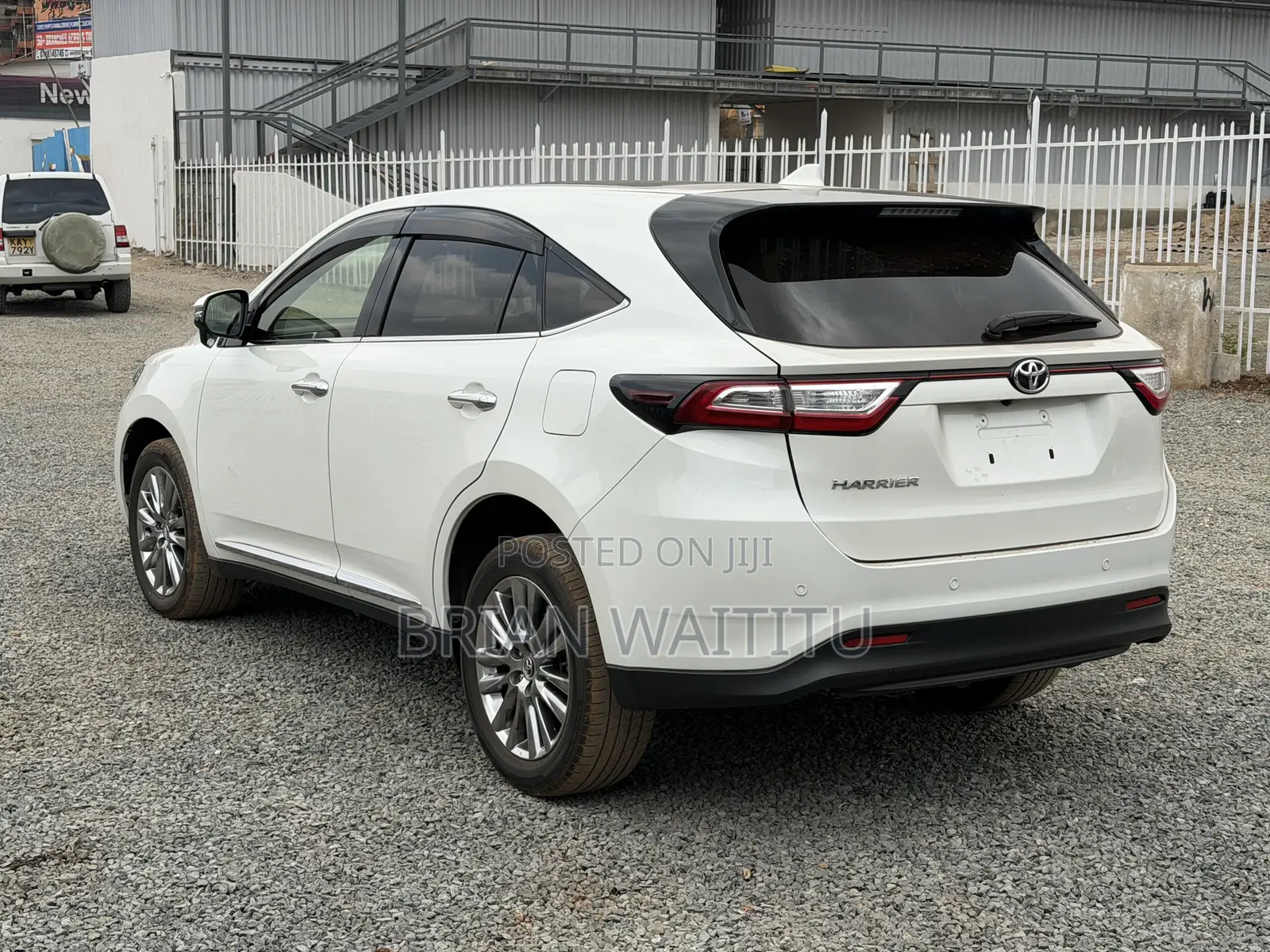 Toyota Harrier 2.0 2019 White