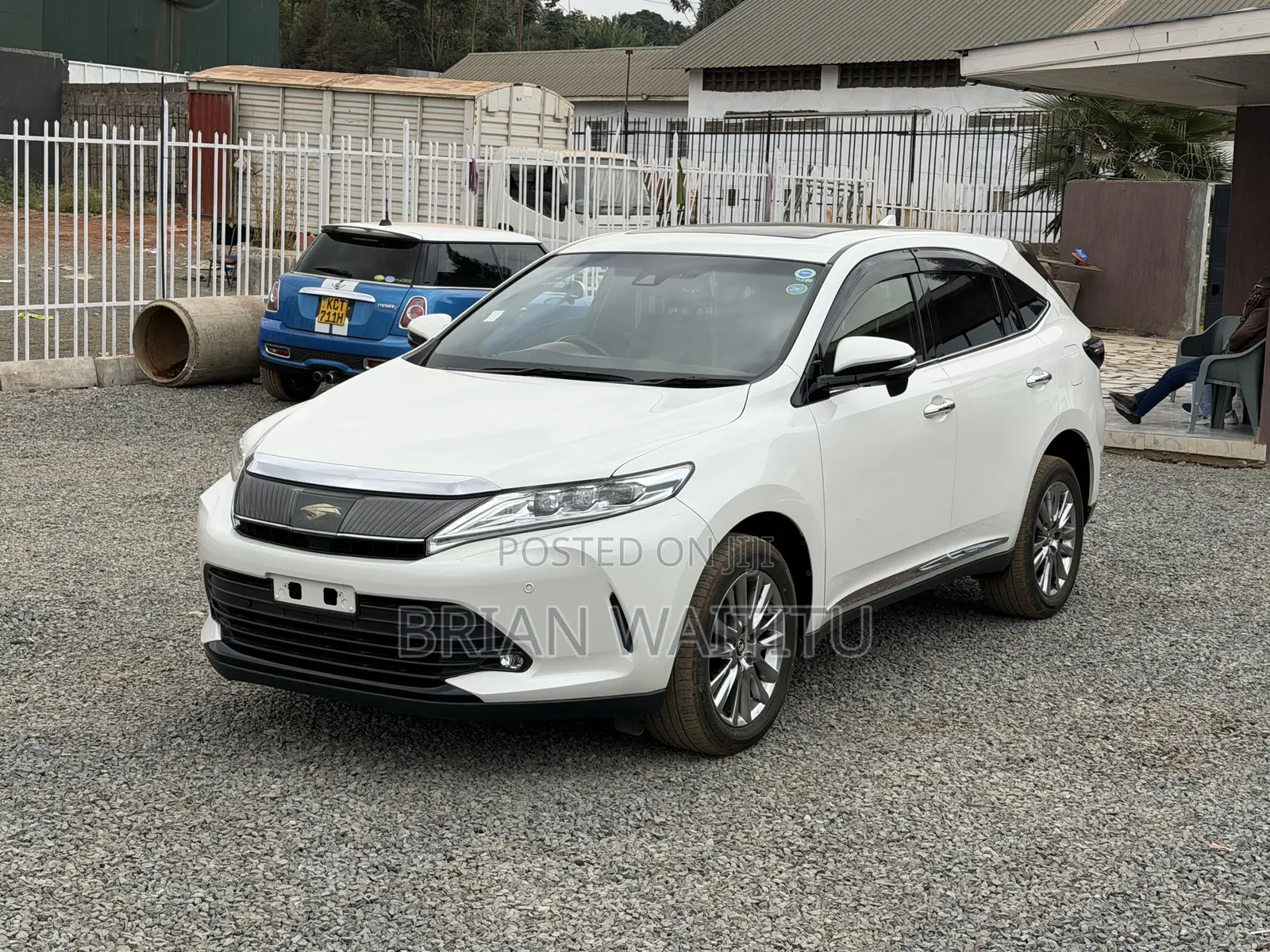 Toyota Harrier 2.0 2019 White