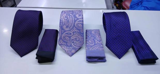 Blue Polkadot Tie With Pocket Square