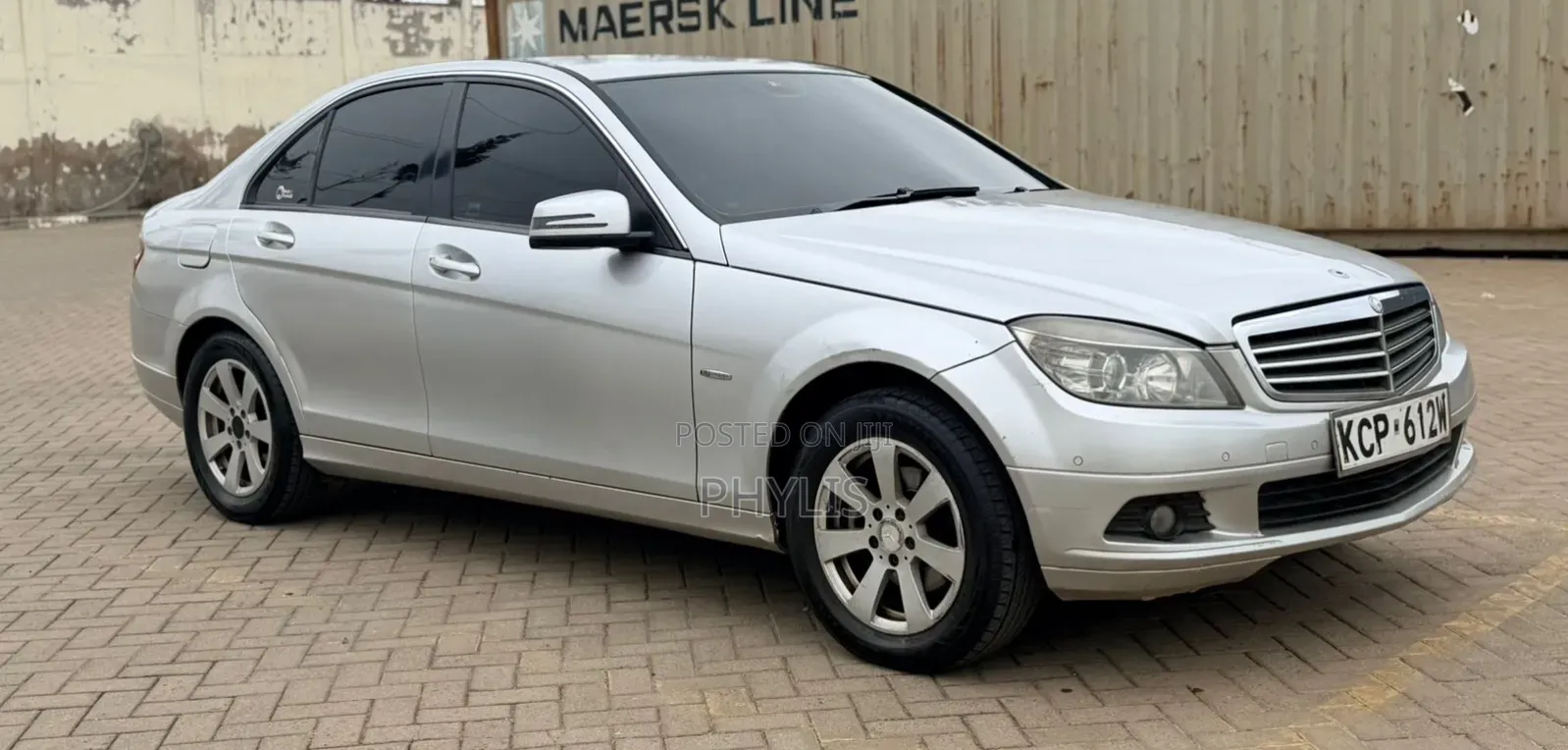 Mercedes-Benz C180 2011 Silver