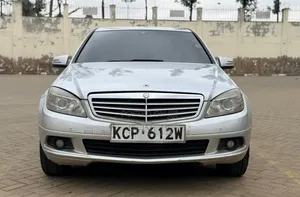 Mercedes-Benz C180 2011 Silver