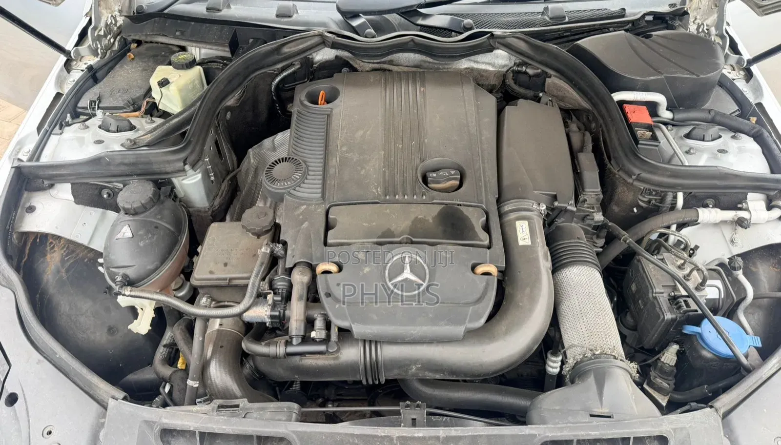 Mercedes-Benz C180 2011 Silver