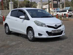 Toyota Vitz 2012 White