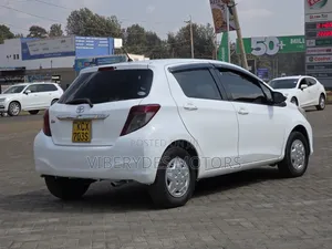 Toyota Vitz 2012 White