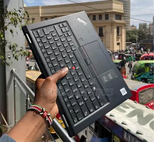 Laptop Lenovo ThinkPad x13 Yoga 16GB Intel Core i7 SSD 256GB