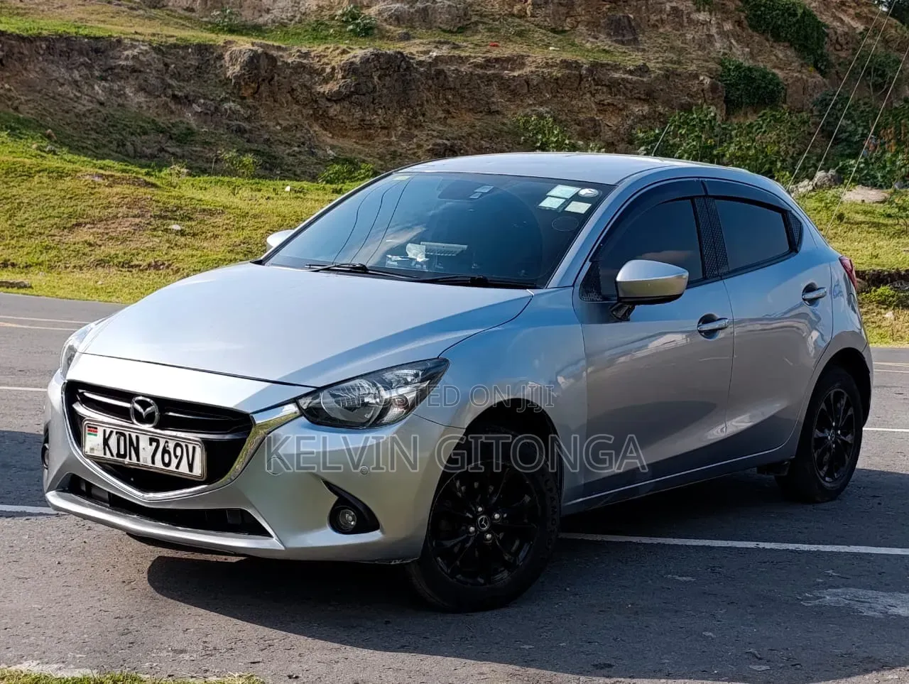 Mazda Demio 2016 Silver
