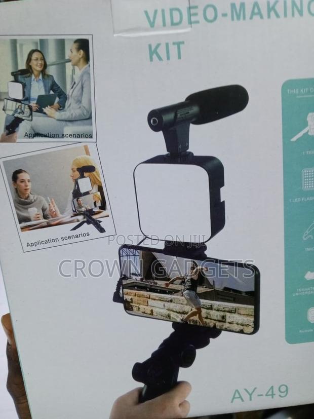 AY-49 Content Creator Kit With LED Light Phone Holder - thumbnail 2
