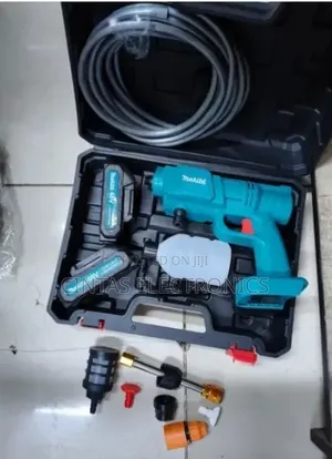 Makita 48V Cordless Spray Car Wash