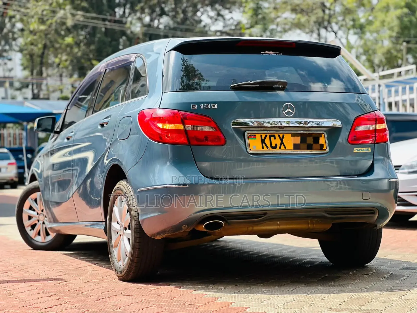 Mercedes-Benz B-Class 2012 Blue