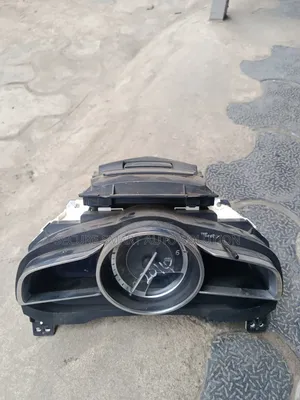 Mazda Axela 2014_2017 Clock