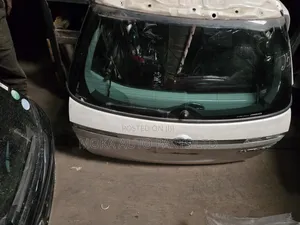 SSubaru BP9 Tail Gate