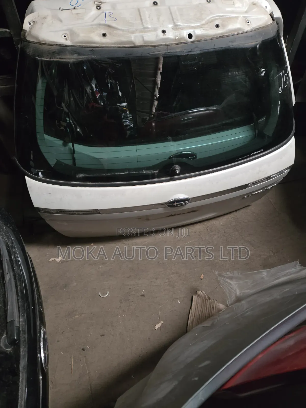SSubaru BP9 Tail Gate