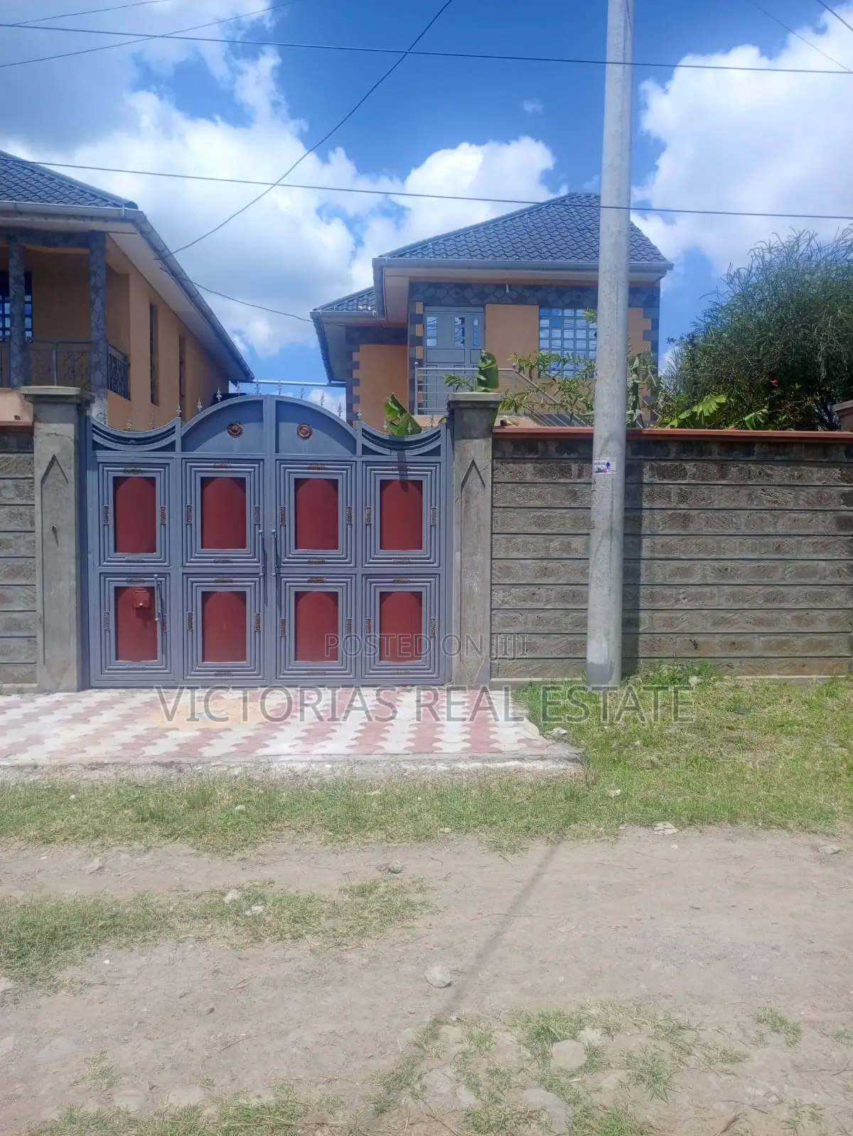 2bdrm Mansion in Arusha Court, Complex Utawala for rent