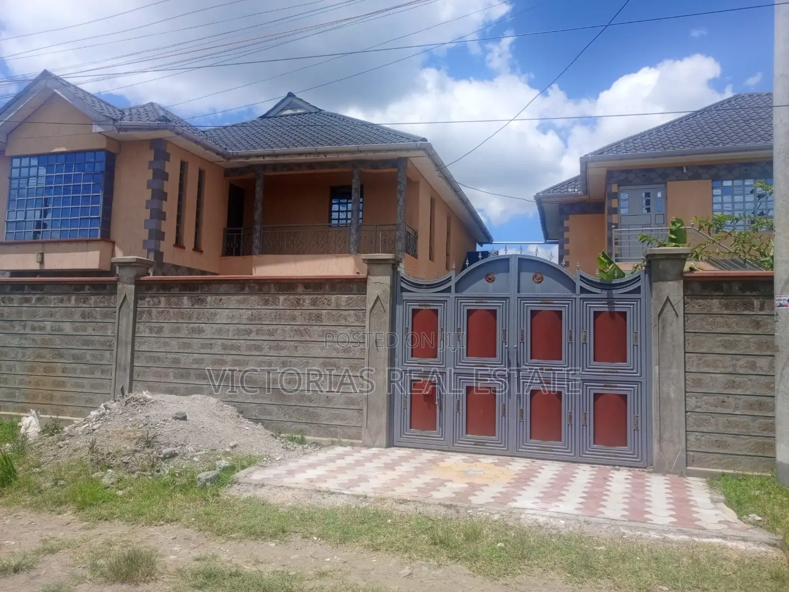 2bdrm Mansion in Arusha Court, Complex Utawala for rent