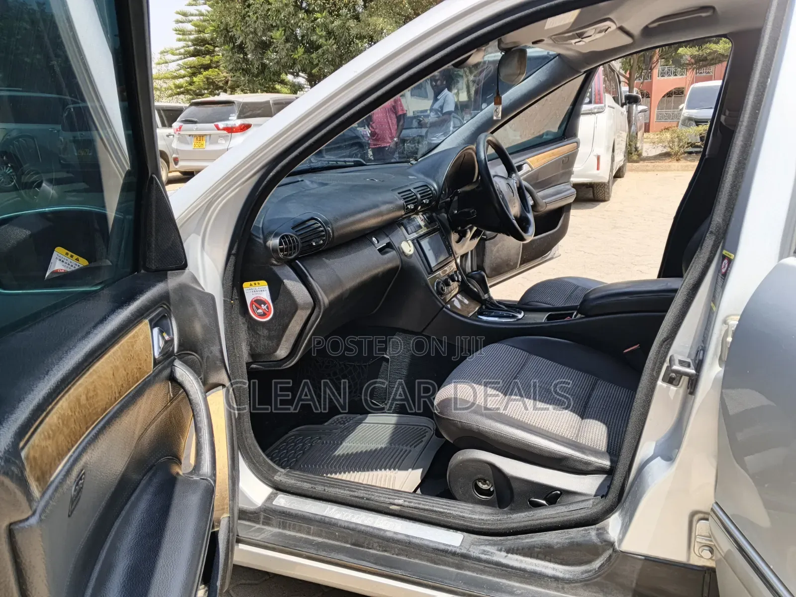 Mercedes-Benz C200 2007 Silver