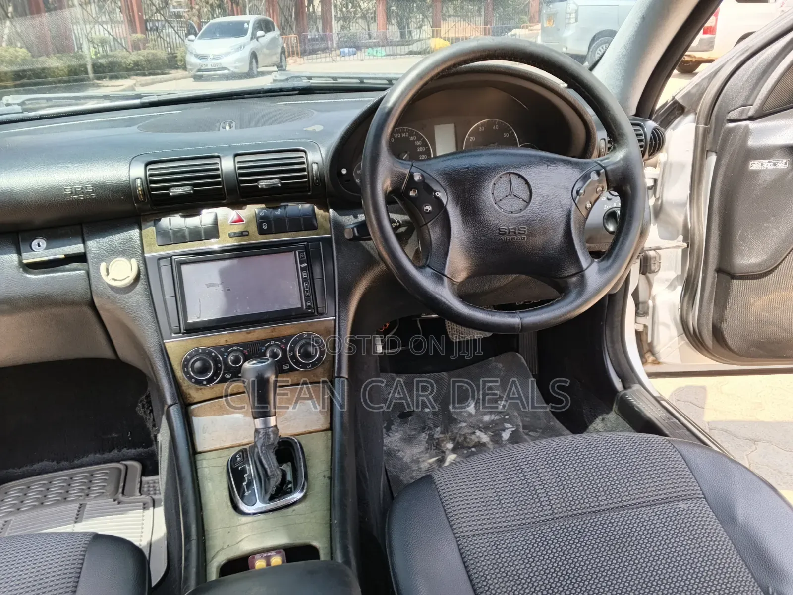 Mercedes-Benz C200 2007 Silver