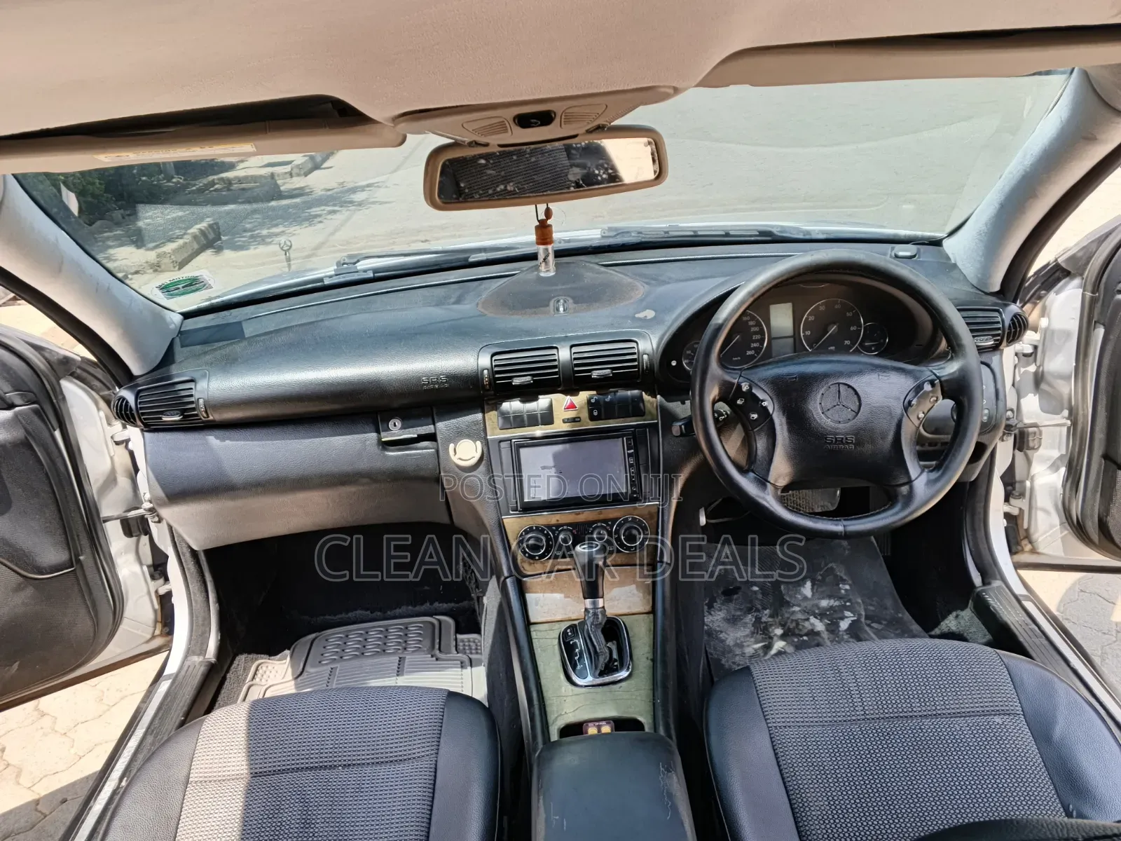 Mercedes-Benz C200 2007 Silver