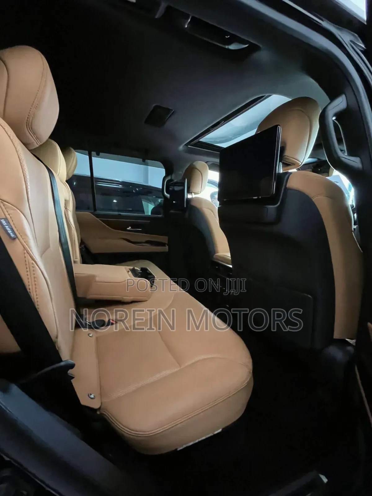 Lexus LX 2022 Black