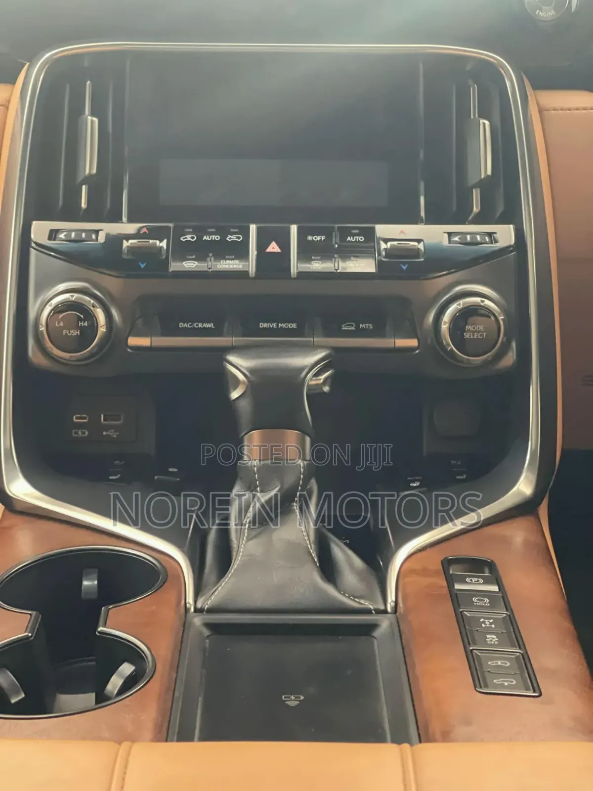 Lexus LX 2022 Black