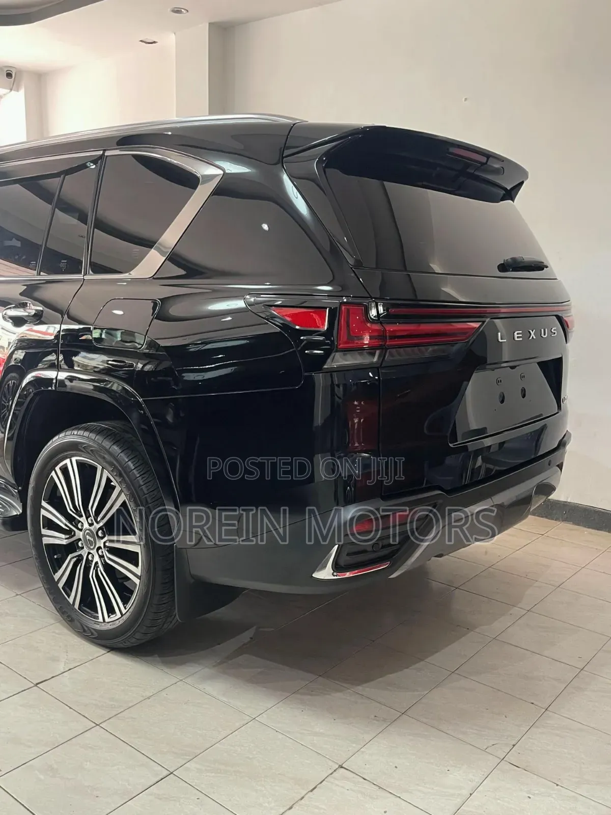 Lexus LX 2022 Black