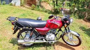 Bajaj Boxer 2025 Red