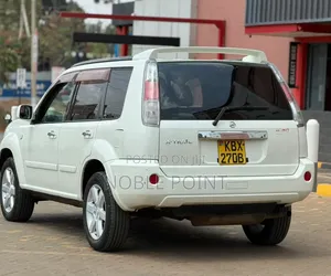 Nissan X-Trail 2006 White