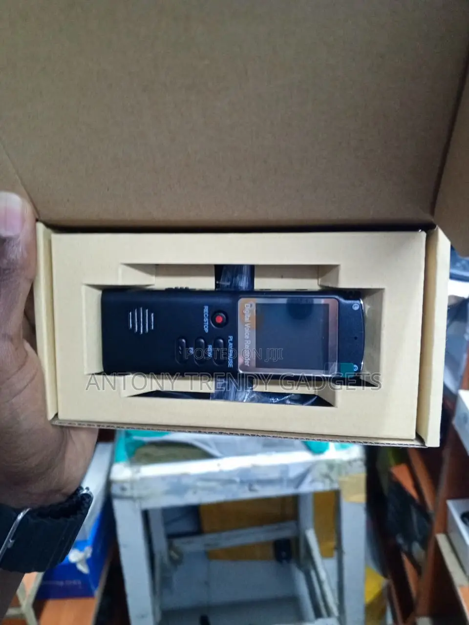 Professional Voice Recorder 8GB With LCD Display USB
