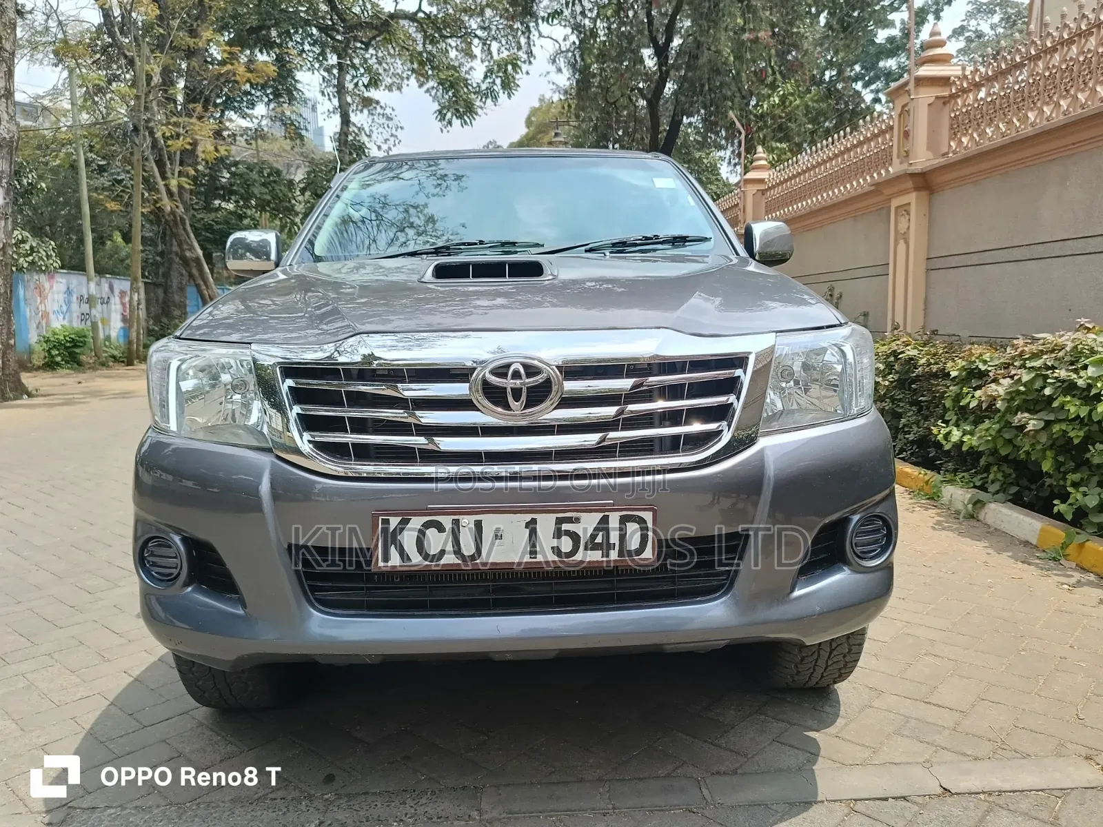 Toyota Hilux 2011 Gray