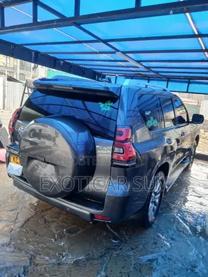 Toyota Land Cruiser Prado 2019 Gray