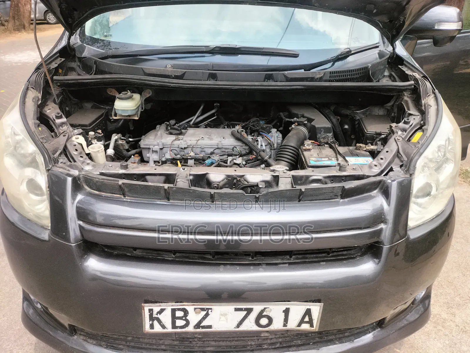 Toyota Noah 2007 Gray