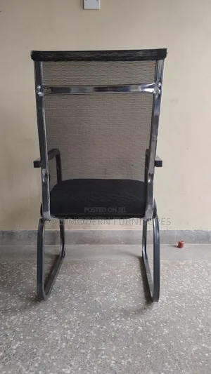 Modern Mesh Visitor Chair With Memory Foam Seat Cushion